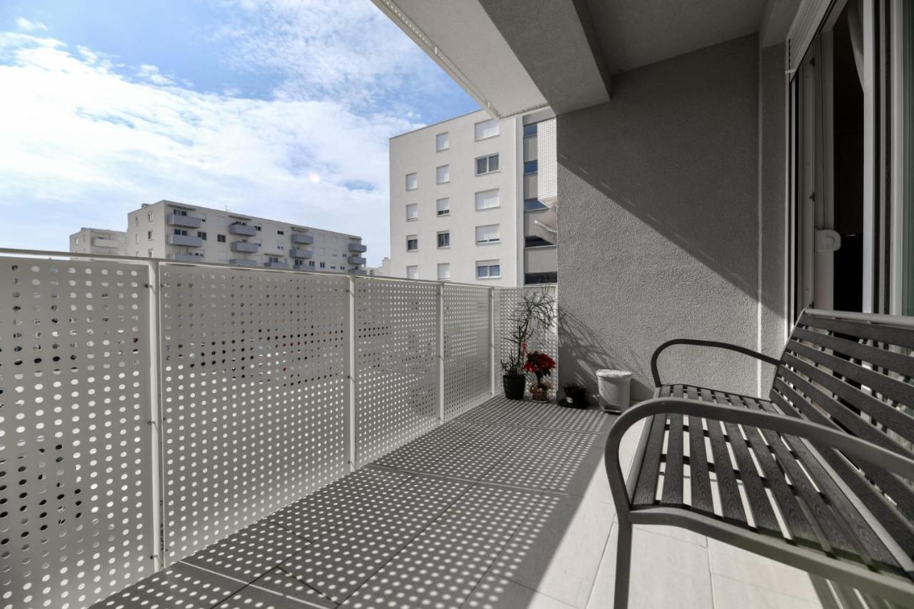 Apartment T&M ซาดาร์ ภายนอก รูปภาพ